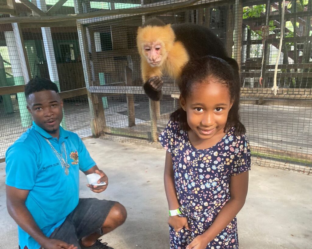 Island Tour | Botanical Garden | Sloths & Exotic Animals
